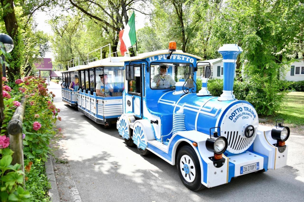 Isamar Holiday Village Ca Lino Exterior photo The train